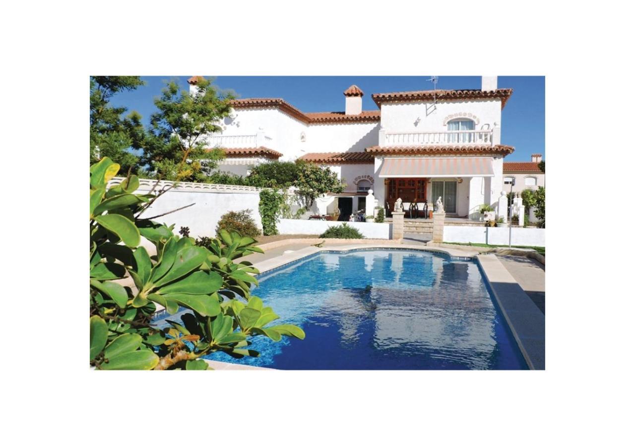 ミアミ・プラトーヤ Preciosa Casa Con Piscina Al Lado De La Playaヴィラ エクステリア 写真