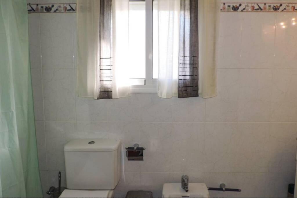 ミアミ・プラトーヤ Preciosa Casa Con Piscina Al Lado De La Playaヴィラ エクステリア 写真